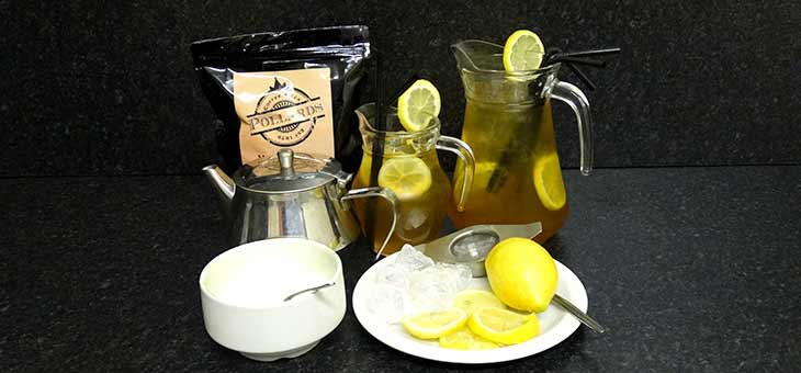 how-to-make-perfect-summer-iced-tea Mint and lemon iced tea.